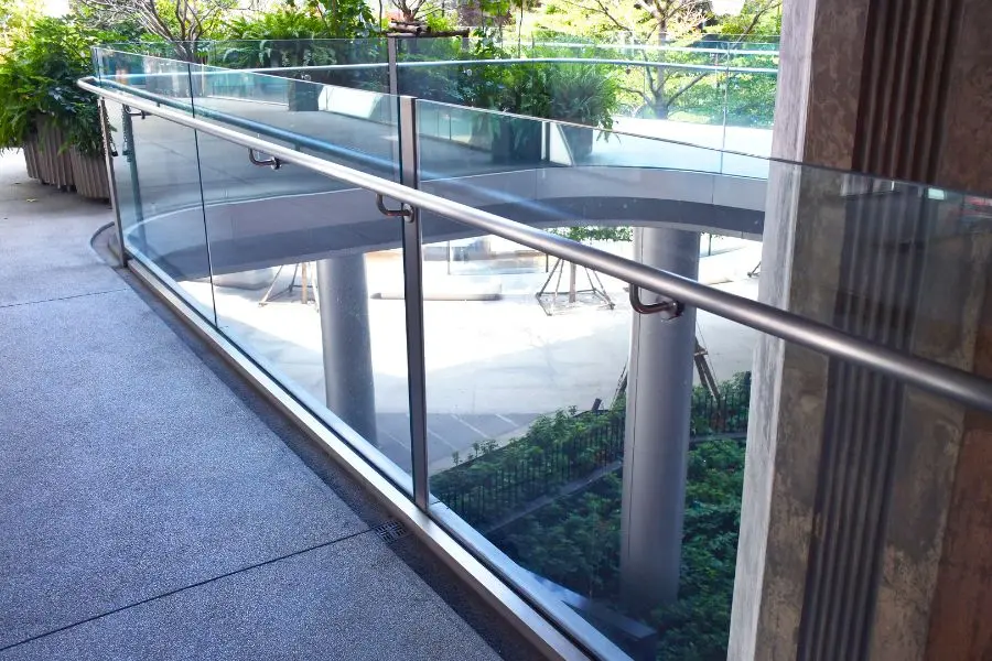 proyecto pasamanos de escalera de aluminio en mataro